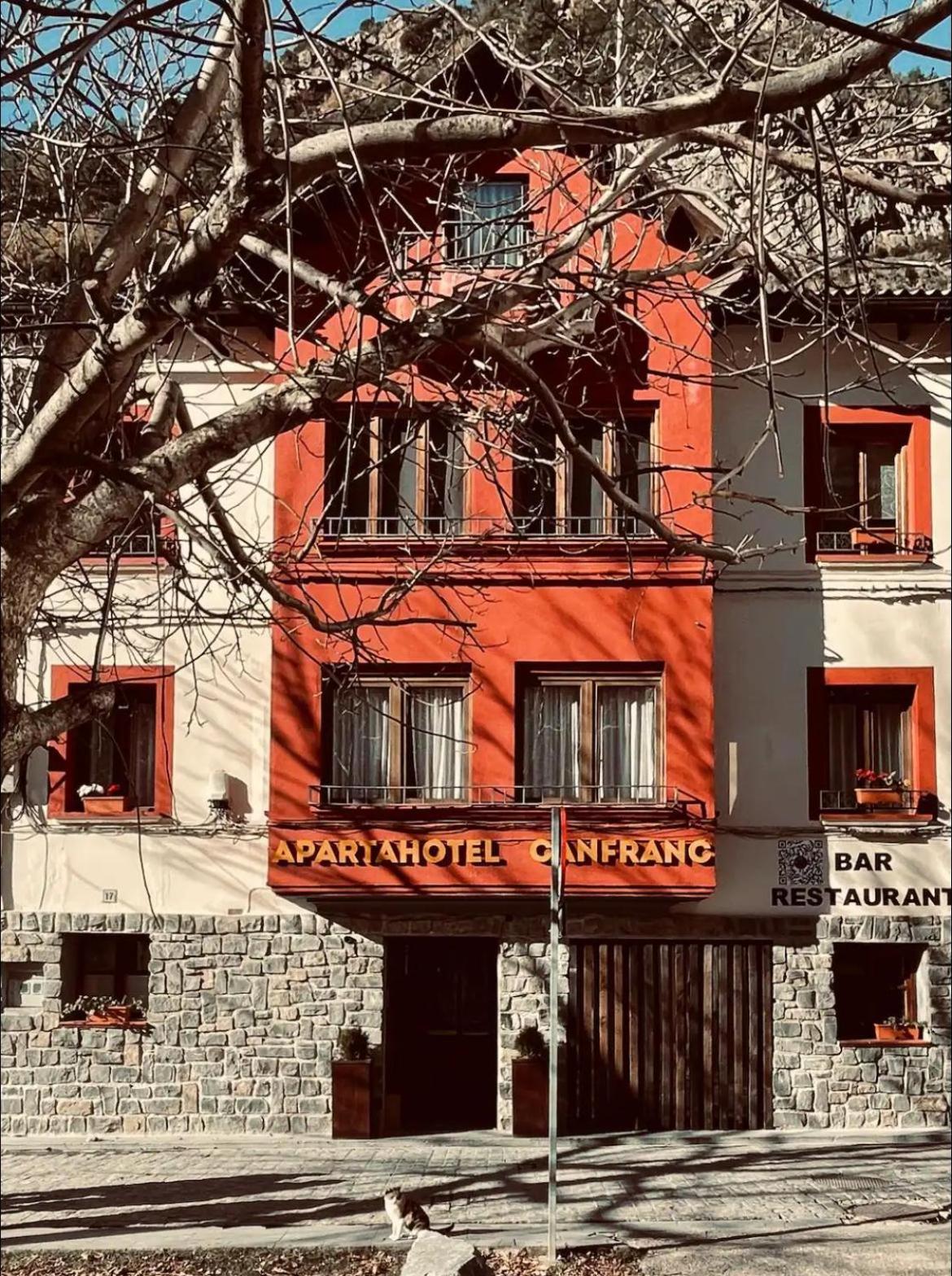 Apartahotel Canfranc Ngoại thất bức ảnh